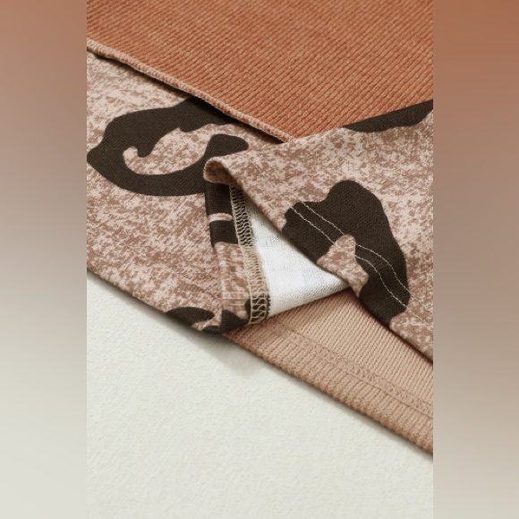 Break It Up Pullover - Picture 9 of 13